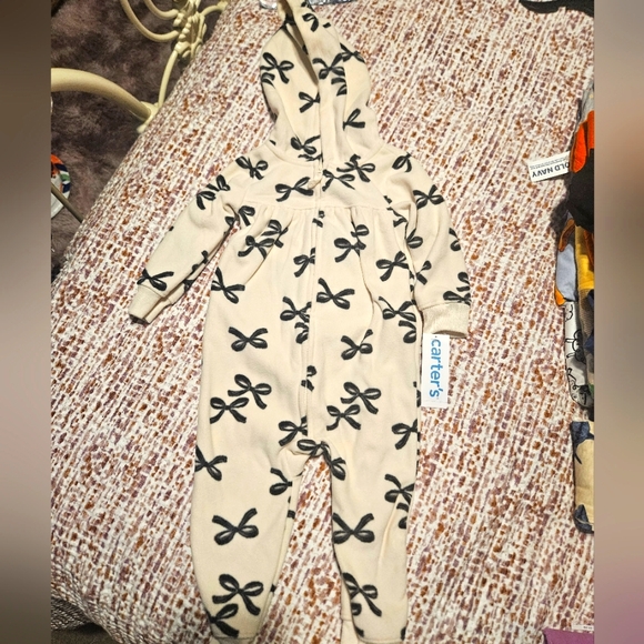 Girls Carters Sleeper NWT - Picture 1 of 3